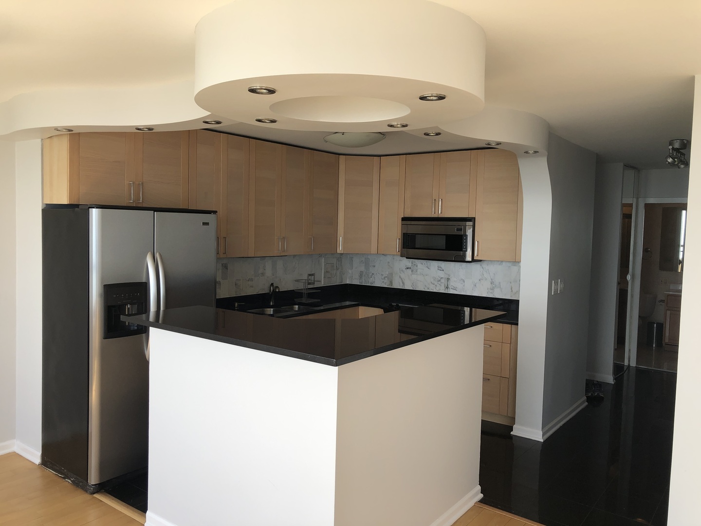 5701 North Sheridan Road, Unit 18T Chicago, IL 60660 - Photo 5 of 11