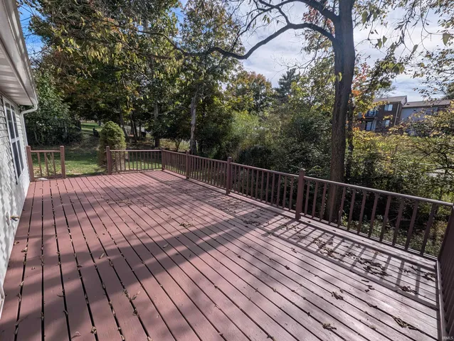 $2,275 | 432 East Laurelwood Drive, Bloomington, IN 47401