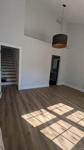 $2,275 | 432 East Laurelwood Drive, Bloomington, IN 47401