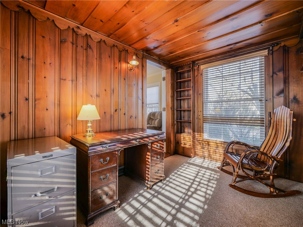 3461 Doris Road Cleveland, OH 44111 - Photo 7 of 26 Gallery Image 7