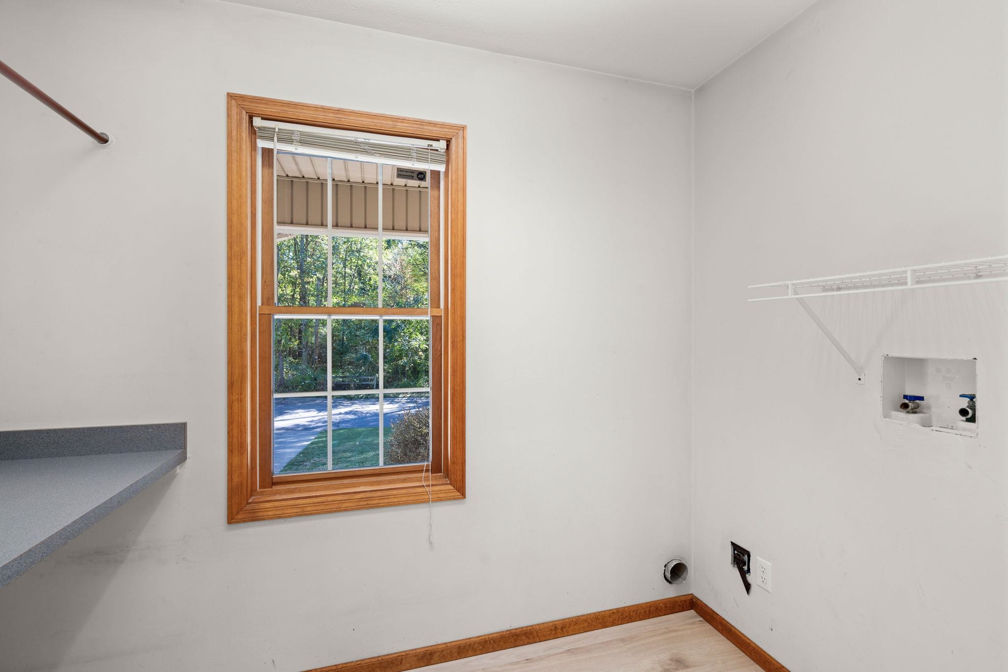 1304 Windsor Way Warsaw, IN 46580 - Photo 13 of 36 Gallery Image 13