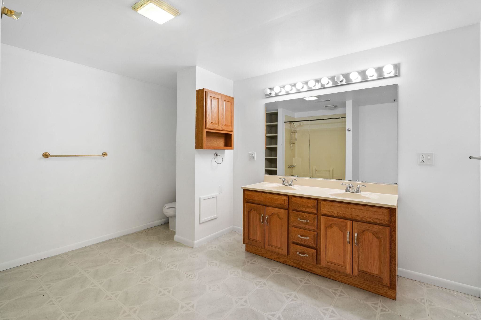 1304 Windsor Way Warsaw, IN 46580 - Photo 30 of 36 Gallery Image 30