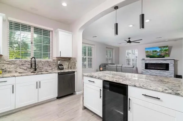 $2,500 | 2726 South Equestrian Drive, Unit 101, Gilbert, AZ 85295