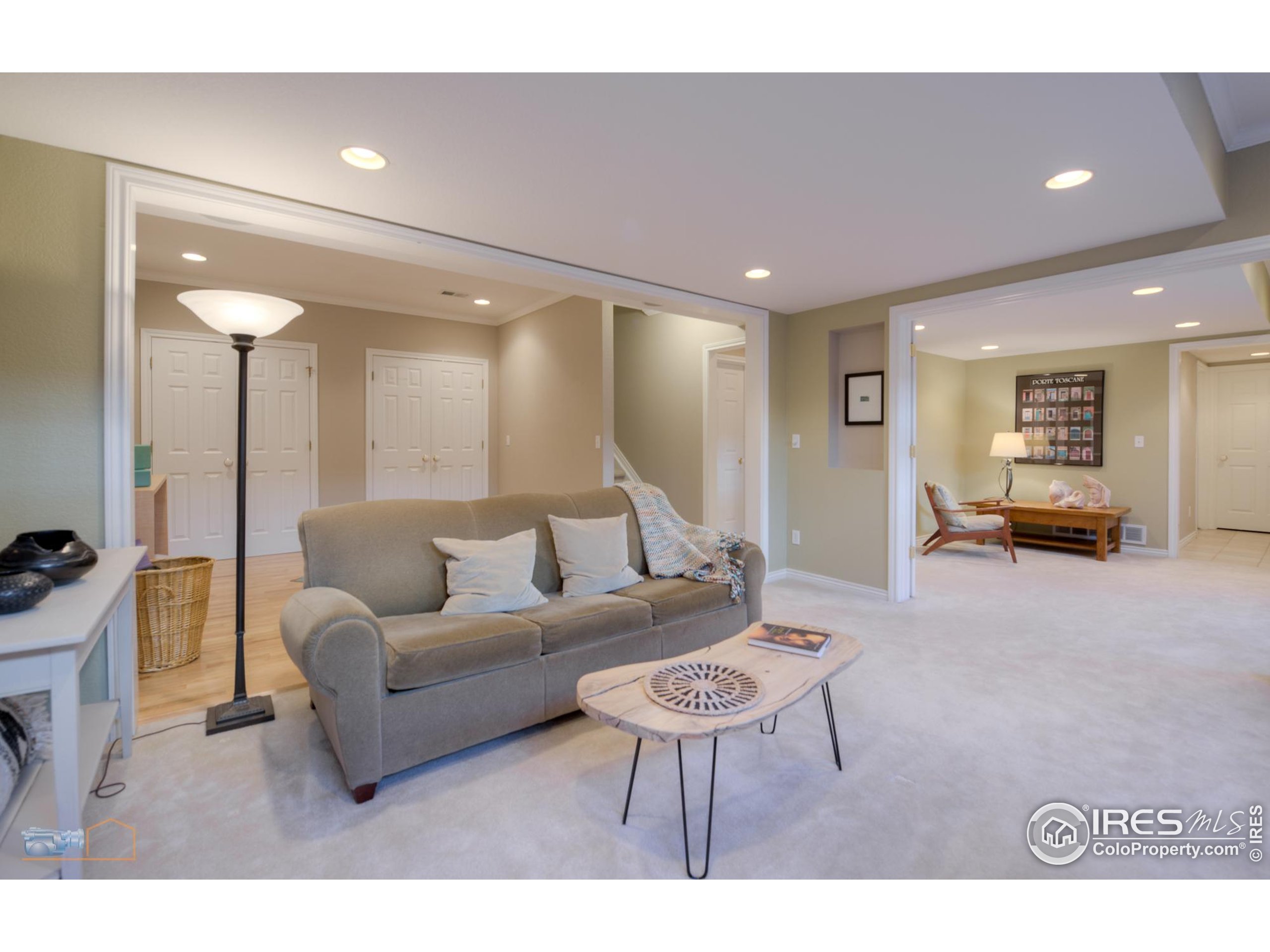 4921 Fountain Street Boulder, CO 80304 - Photo 32 of 50 a living room with furniture and a table