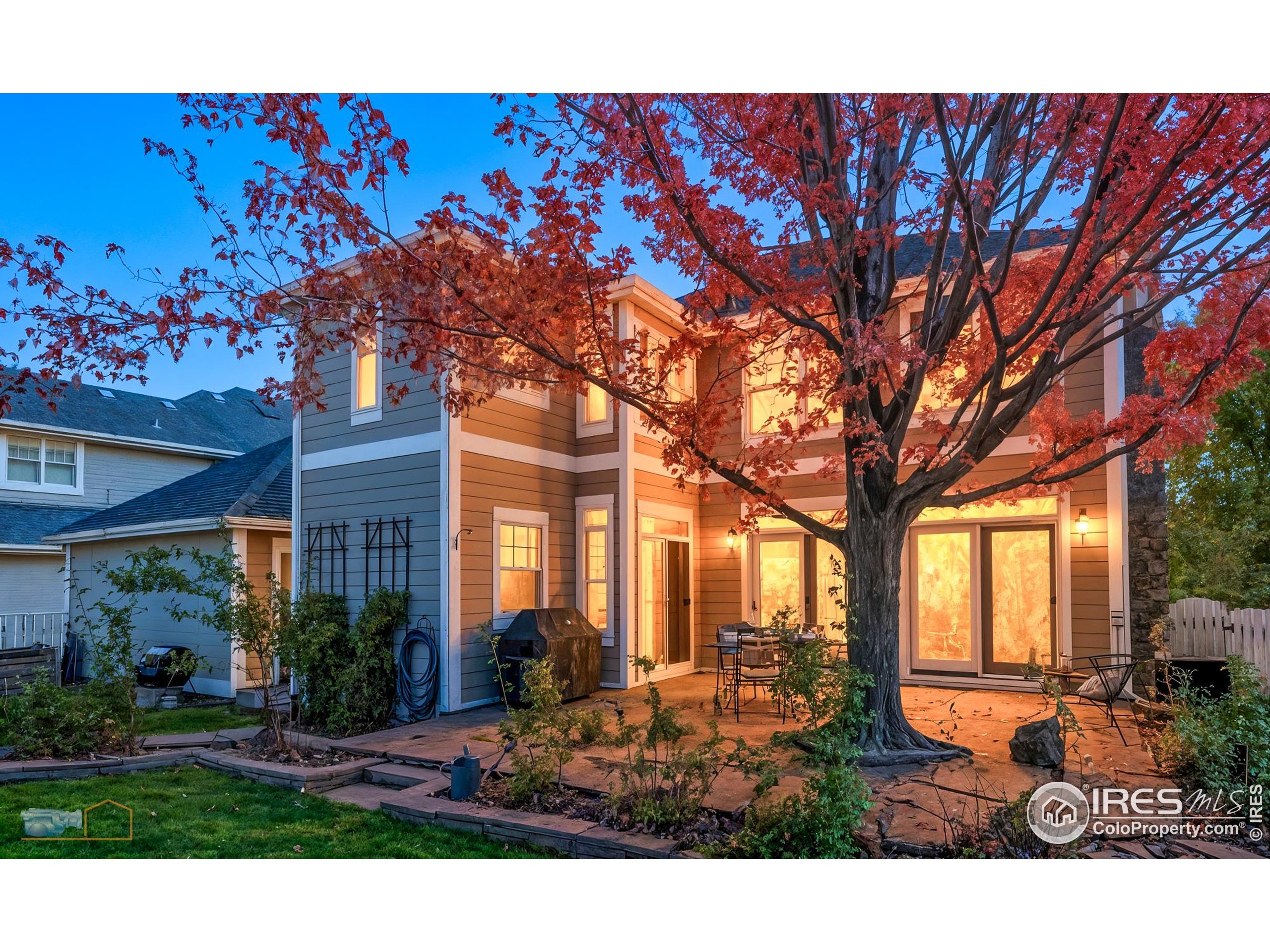 4921 Fountain Street Boulder, CO 80304 - Photo 44 of 50 a view of a backyard with a large tree
