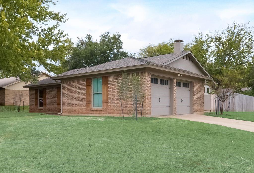1225 Augusta Road Benbrook, TX 76126 - Photo 19 of 21