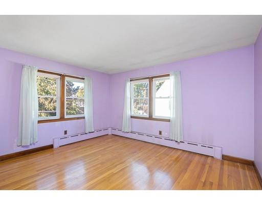 6 Albion Street Everett, MA 02149 - Photo 8 of 22