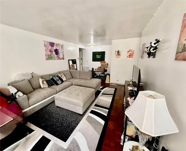 $260,000 | 153-25 88th Street, Unit 1K | Lindenwood