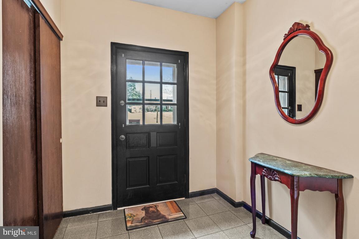 29 Holly Hill Road Richboro, PA 18954 - Photo 6 of 40 a view of front door with a mirror