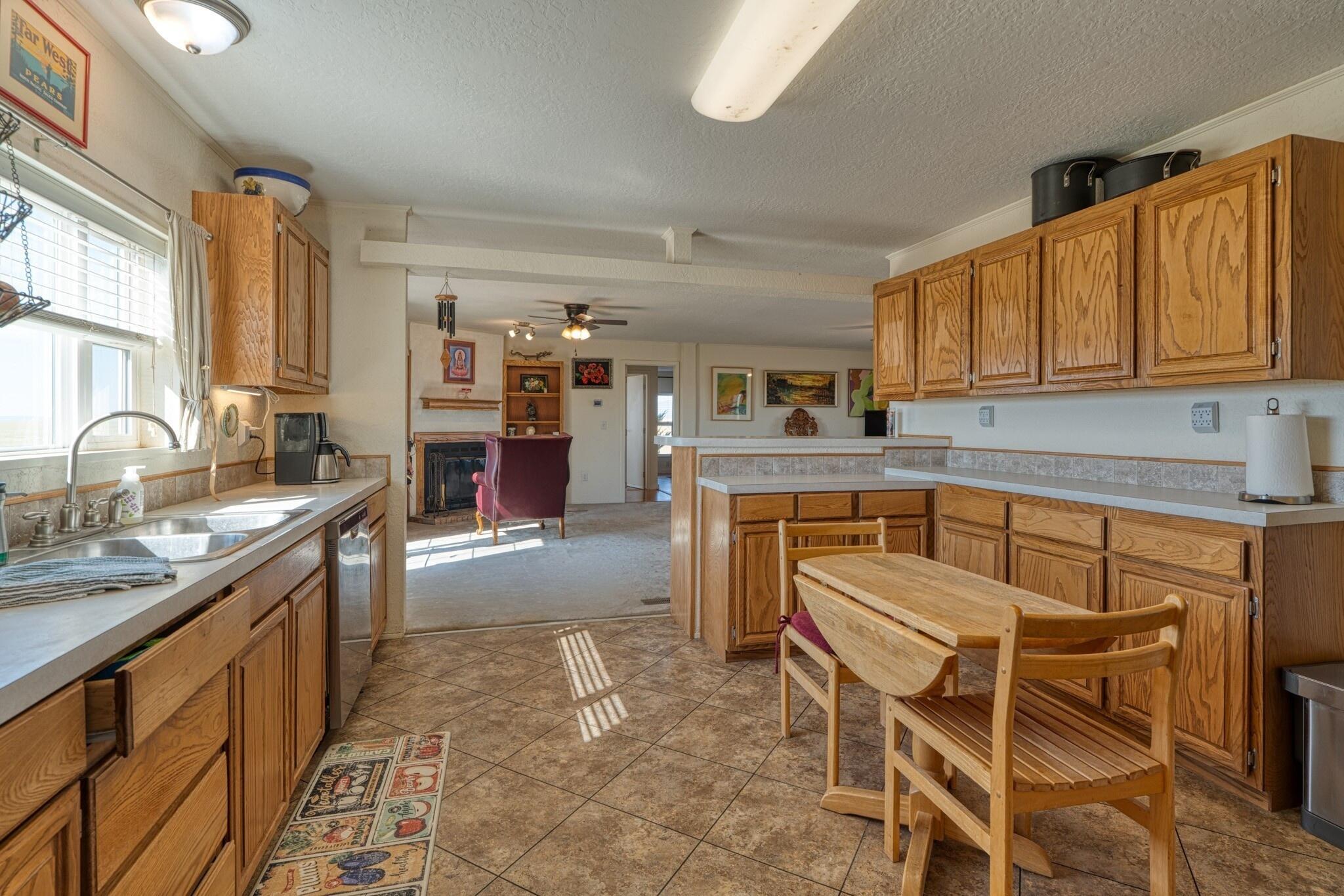 100 Bluegrass Road Estancia, NM 87016 - Photo 10 of 48 Gallery Image 10