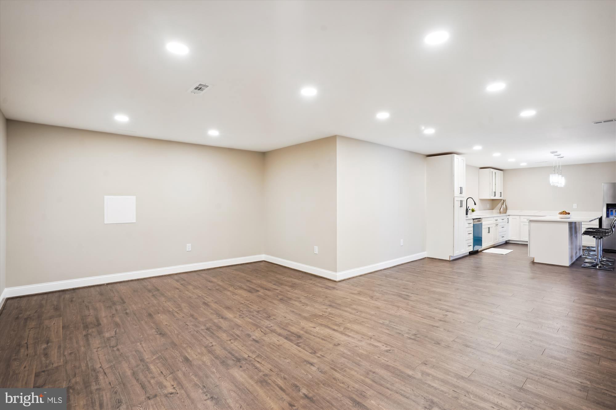 8312 Ivy Green Road Fairfax Station, VA 22039 - Photo 53 of 103 lower level