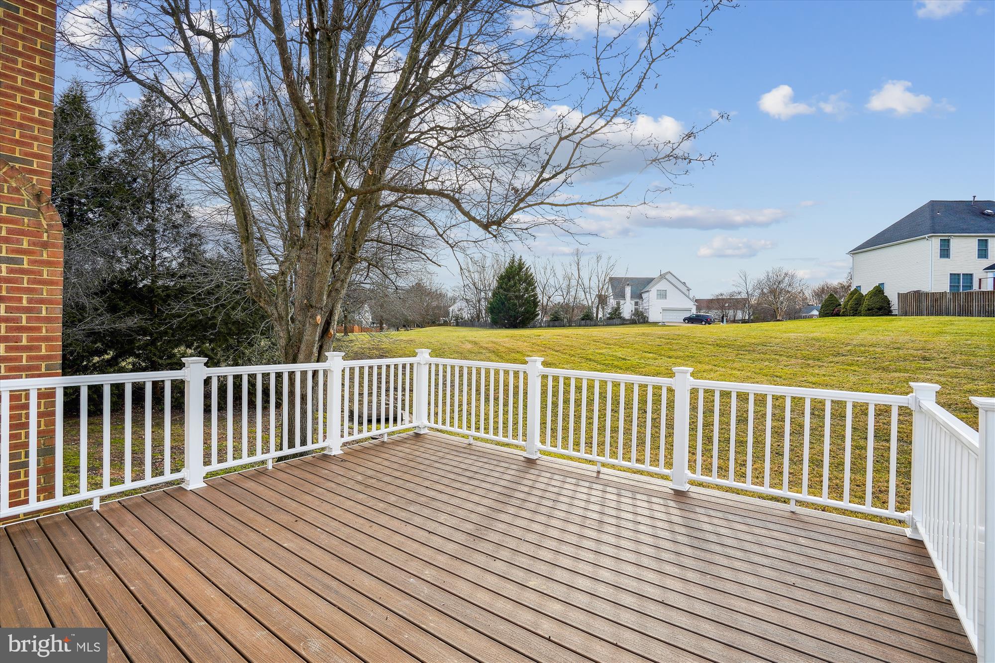 8312 Ivy Green Road Fairfax Station, VA 22039 - Photo 65 of 103 New Deck with great privacy