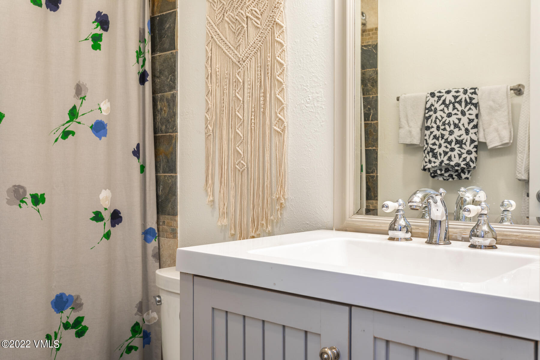 120 Gopher Road, Unit B13 Avon, CO 81620 - Photo 13 of 21 120 Gopher Rd-025-008-Bathroom-MLS_Size