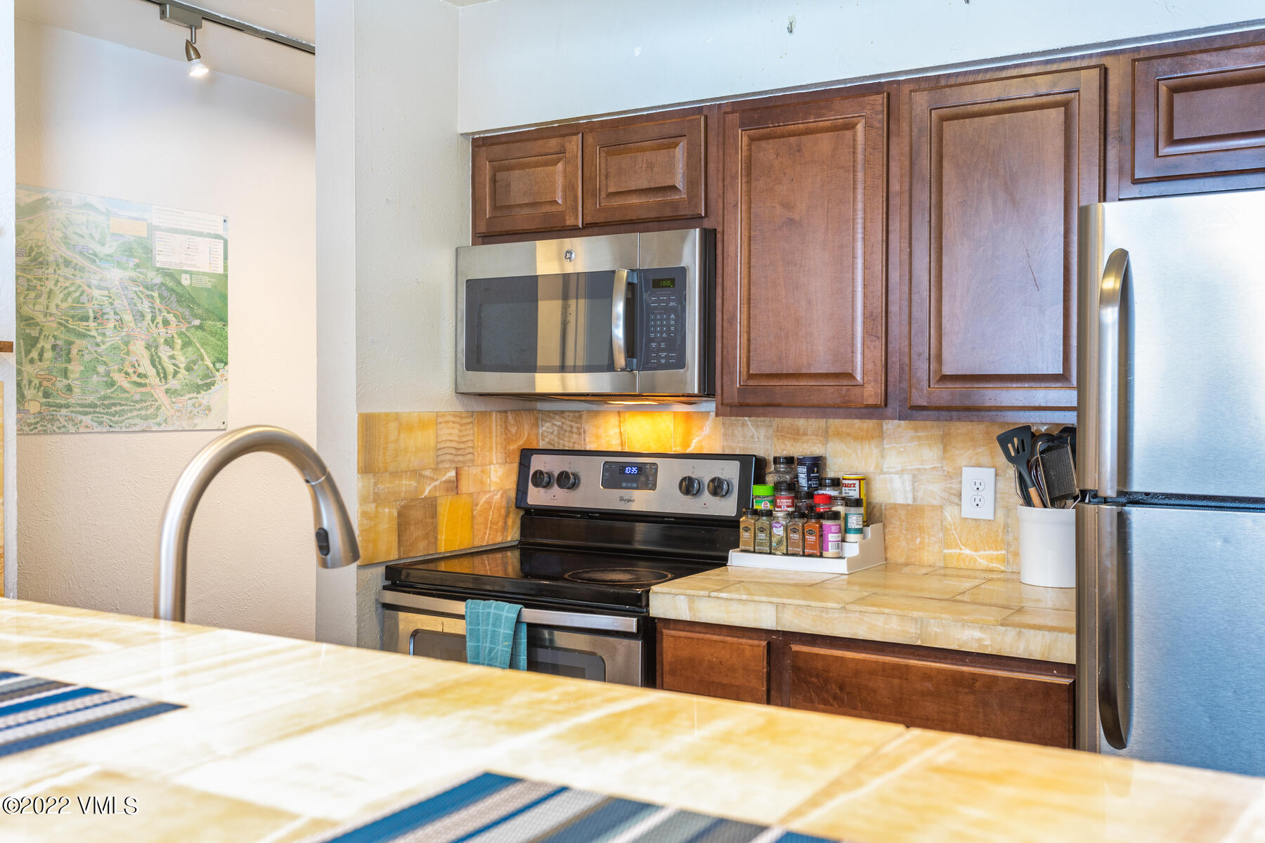 120 Gopher Road, Unit B13 Avon, CO 81620 - Photo 7 of 21 120 Gopher Rd-022-011-Kitchen-MLS_Size