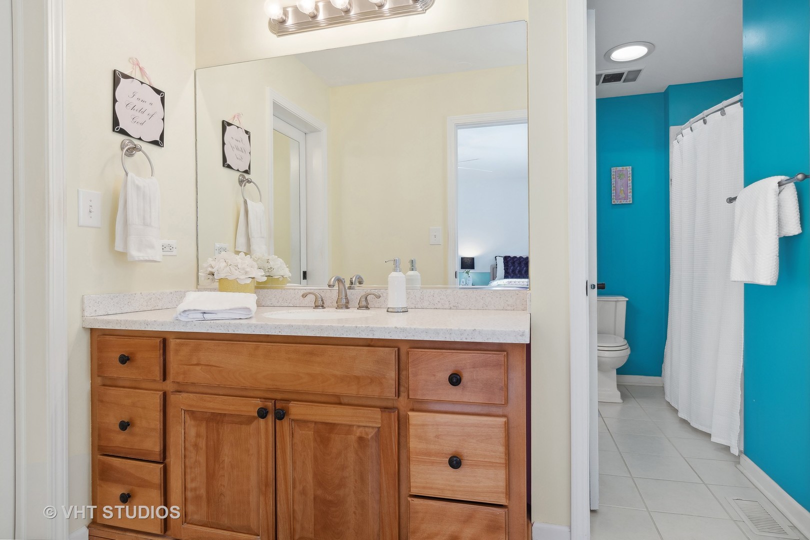 2332 Wild Timothy Road Naperville, IL 60564 - Photo 23 of 41 Gallery Image 23