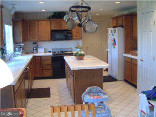 1509 Brookfield Road Yardley, PA 19067 - Photo 2 of 5 Gallery Image 2