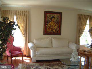 1509 Brookfield Road Yardley, PA 19067 - Photo 4 of 5 Gallery Image 4