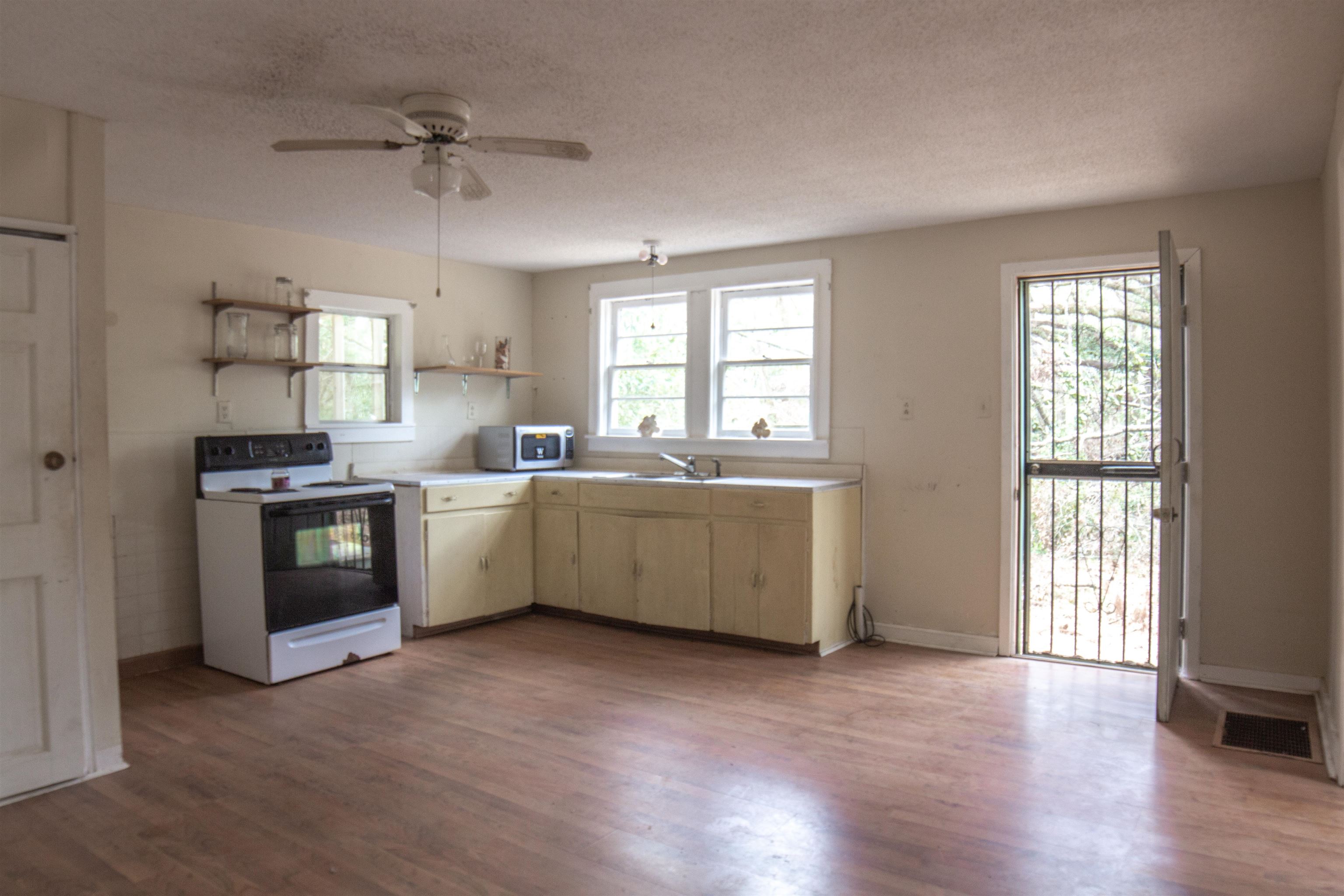 602 South Church Street Fairhope, AL 36532 - Photo 5 of 11