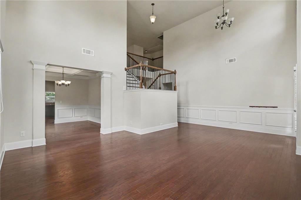 550 Nichols View Way Suwanee, GA 30024 - Photo 14 of 51