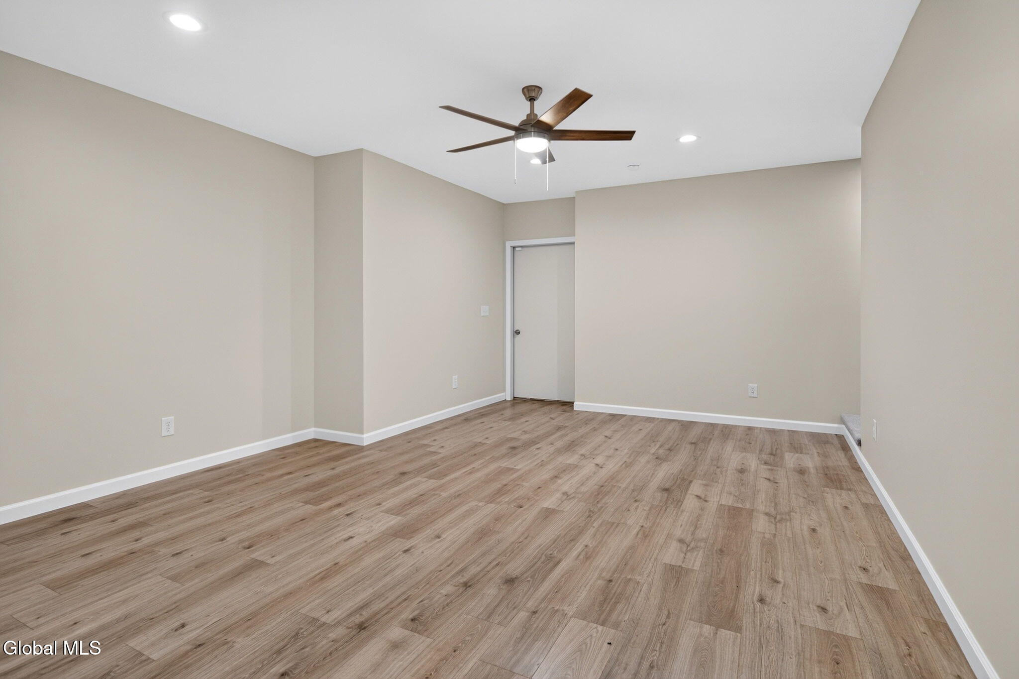 25 Outlet Road Ballston, NY 12019 - Photo 37 of 54 37-web-or-mls-034-029_DSC04783