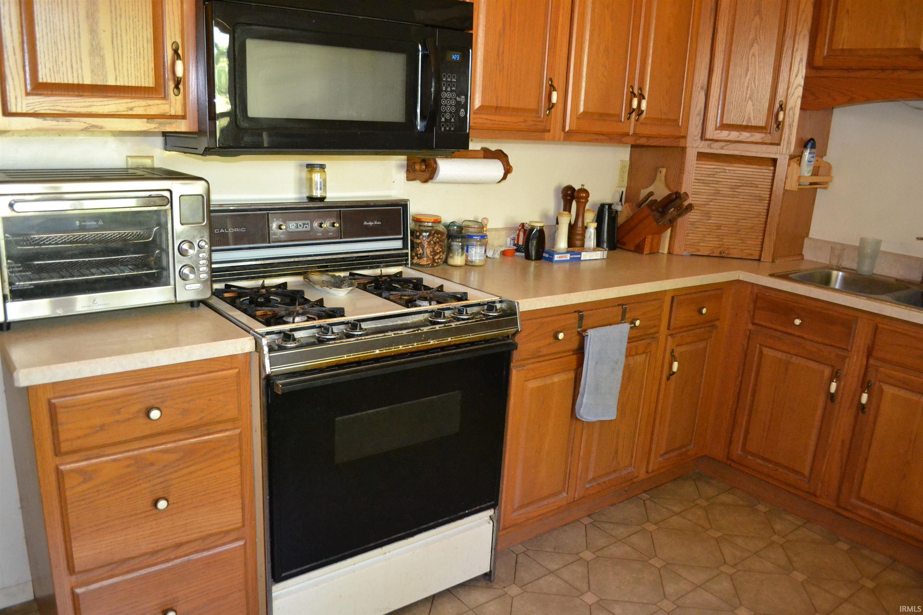 9983 West 400 North Delphi, IN 46923 - Photo 11 of 27