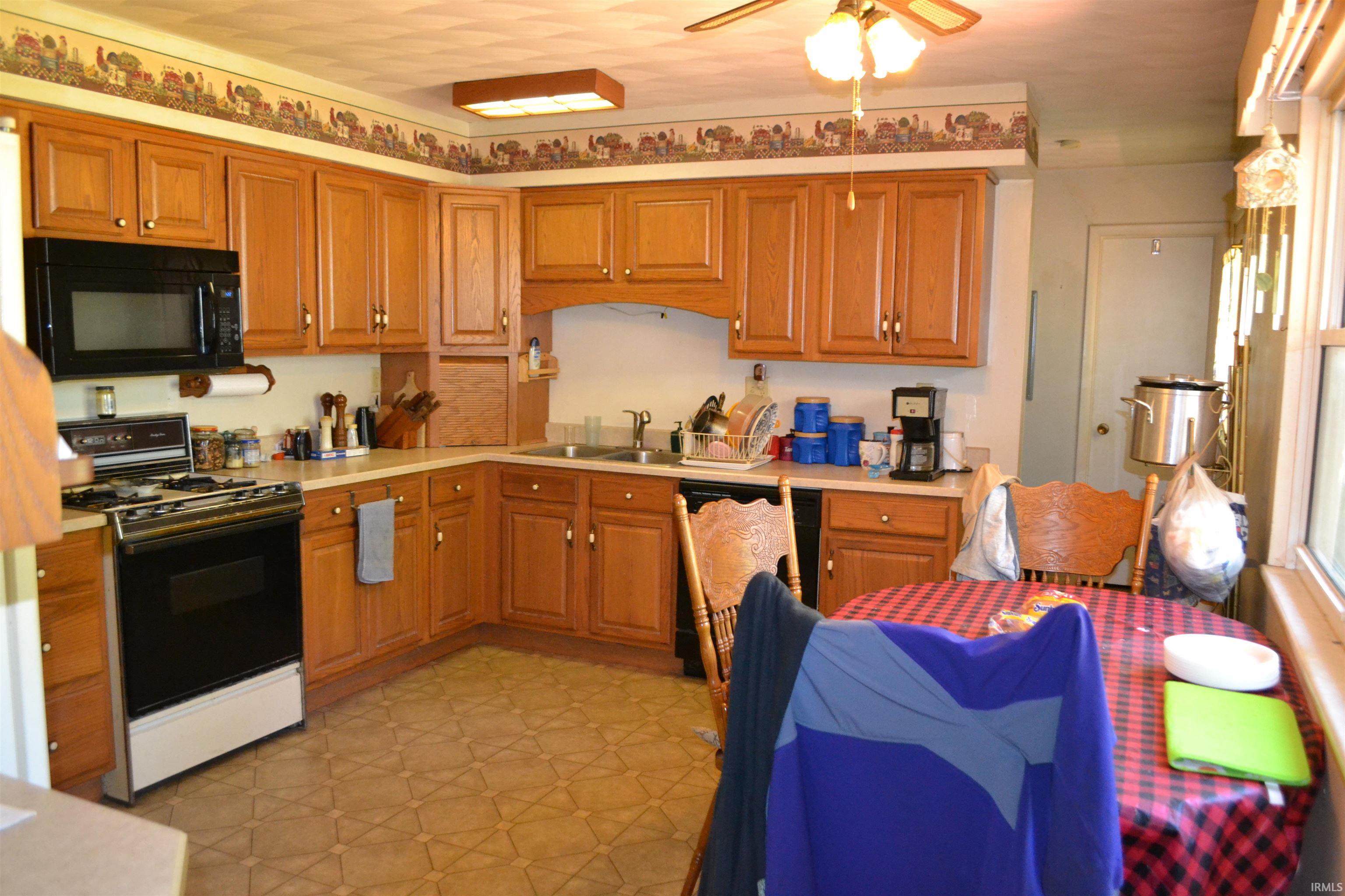 9983 West 400 North Delphi, IN 46923 - Photo 10 of 27