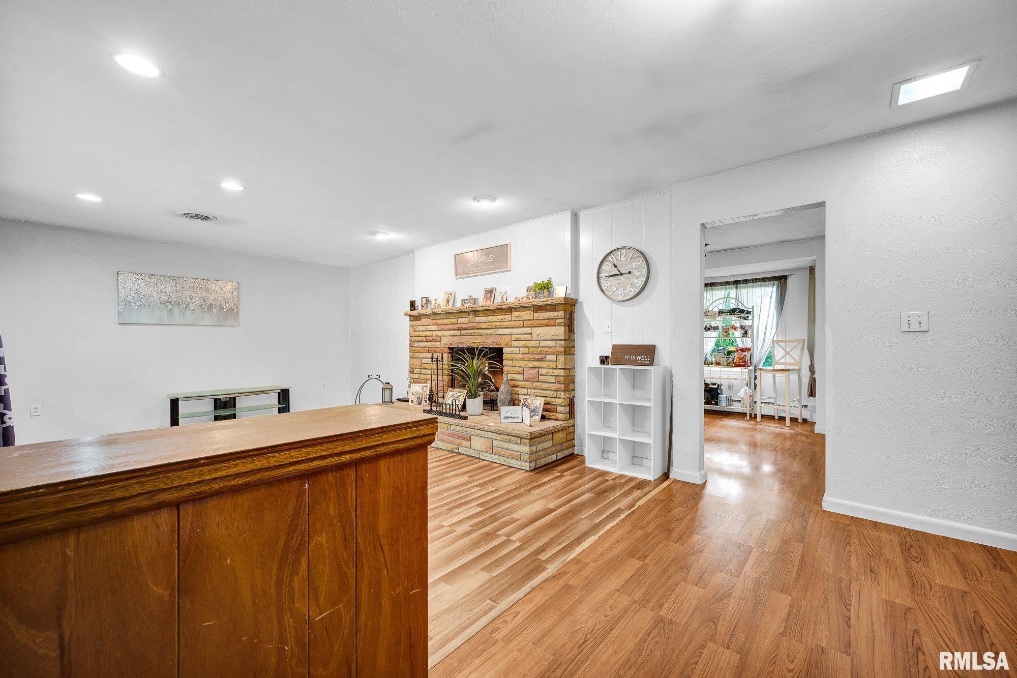 2304 North Lehman Road Peoria, IL 61604 - Photo 4 of 31