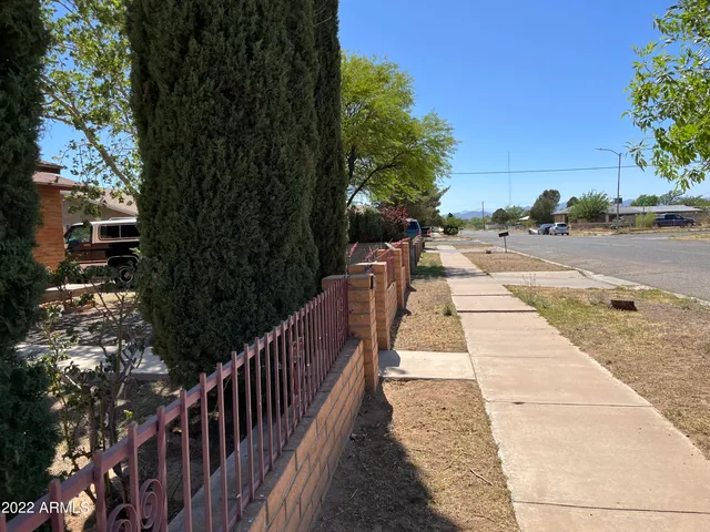 $259,000 | 921 East 20th Street, Douglas, AZ 85607