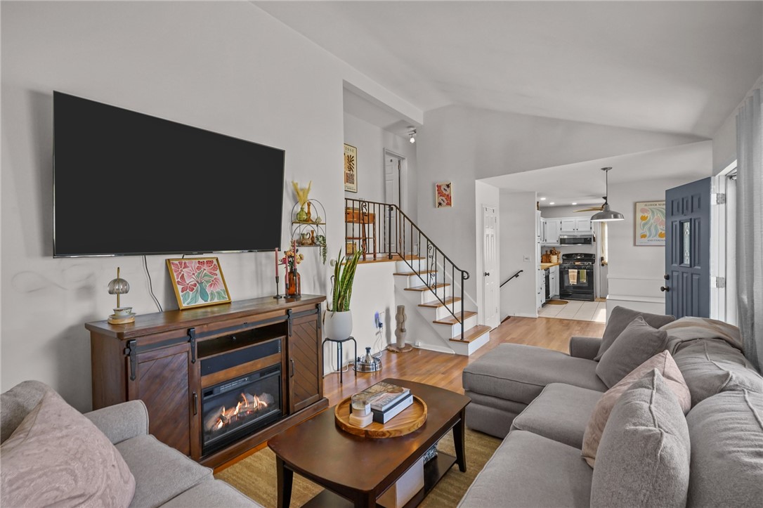 96 Glenbrook Road Warwick, RI 02889 - Photo 12 of 34