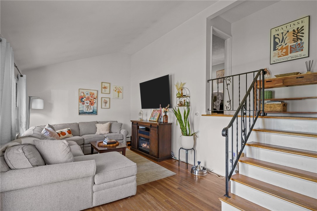 96 Glenbrook Road Warwick, RI 02889 - Photo 13 of 34