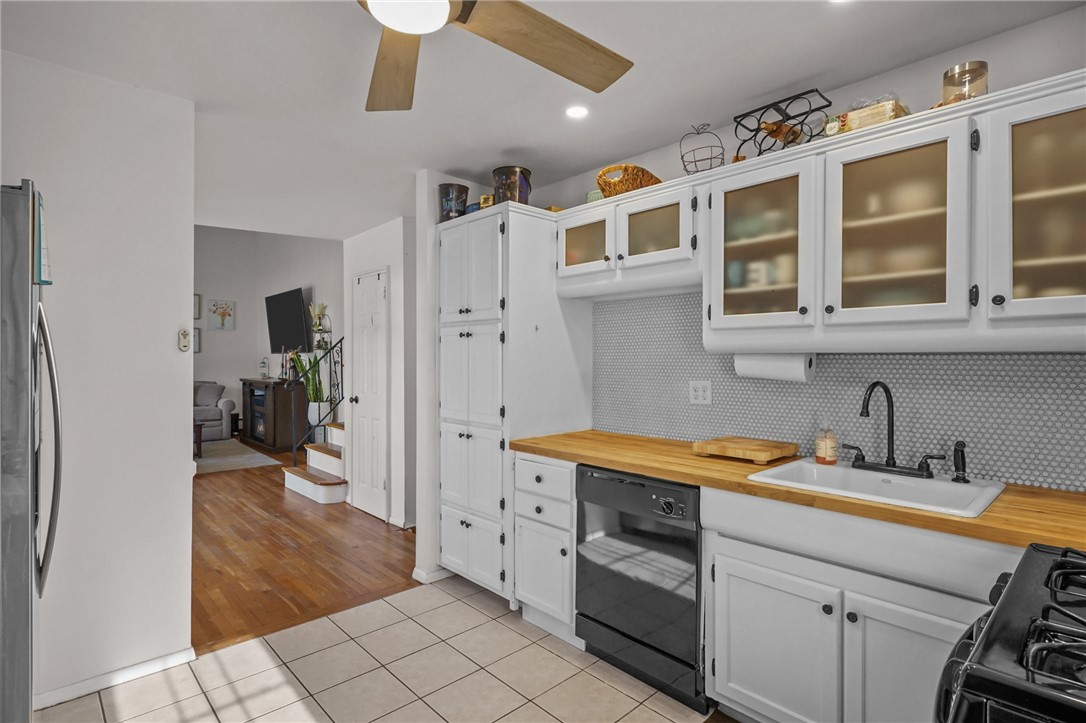 96 Glenbrook Road Warwick, RI 02889 - Photo 18 of 34