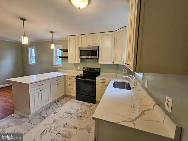 $2,950 | 1509 Jefferson Street, Hyattsville, MD 20782