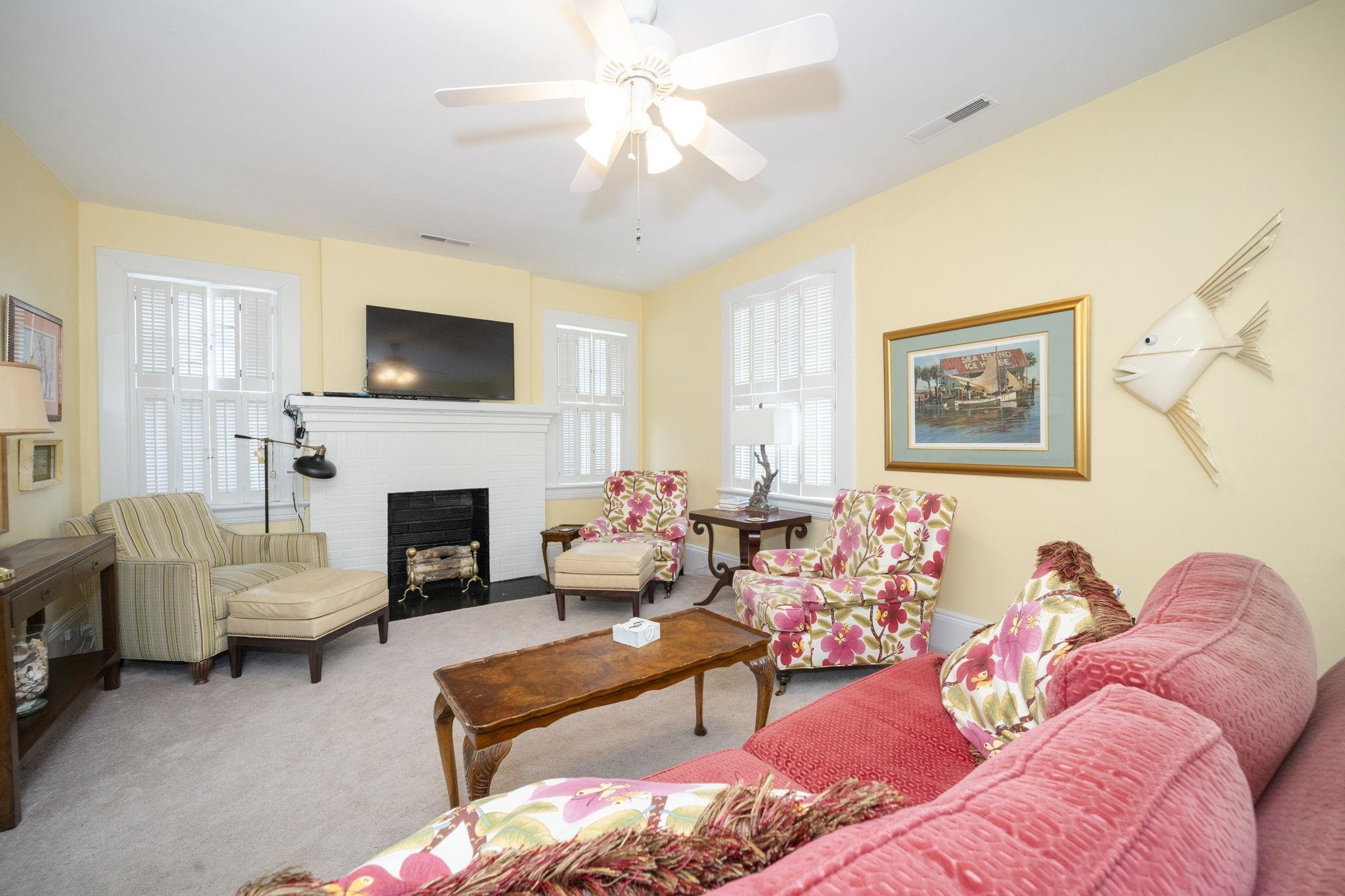 918 Vance Street Raleigh, NC 27608 - Photo 25 of 37 Upstairs Living Rm