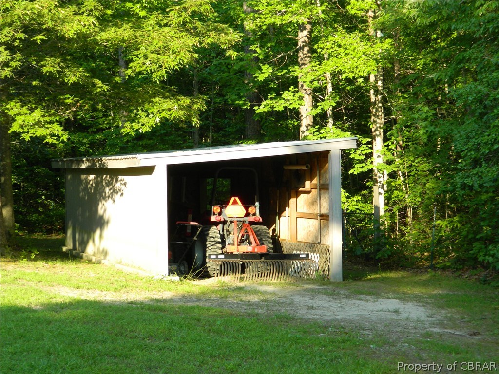 9476 Gee Farm Road Gloucester, VA 23061 - Photo 21 of 32 Gallery Image 21