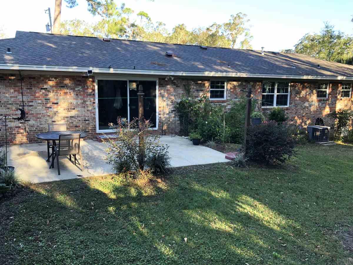121 Euclid Road Pensacola, FL 32503 - Photo 3 of 24