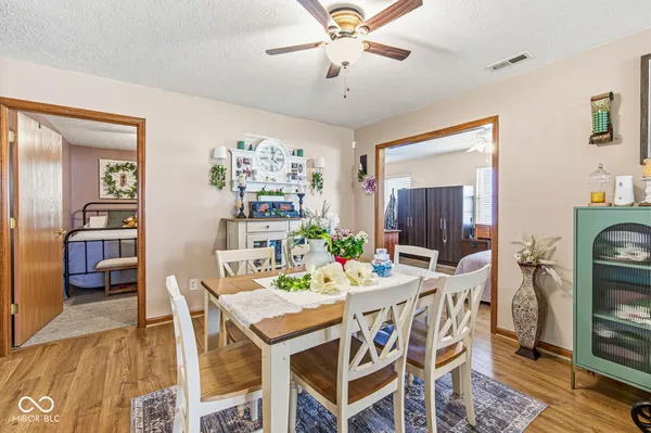 $289,000 | 5435 Coventry Park Boulevard, Indianapolis, IN 46237