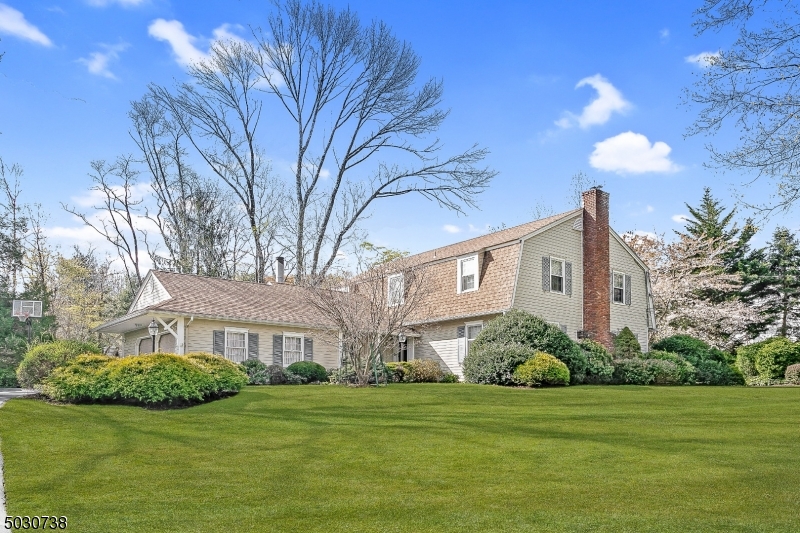 4 Fieldstone Drive, Morristown, NJ 07960 Compass