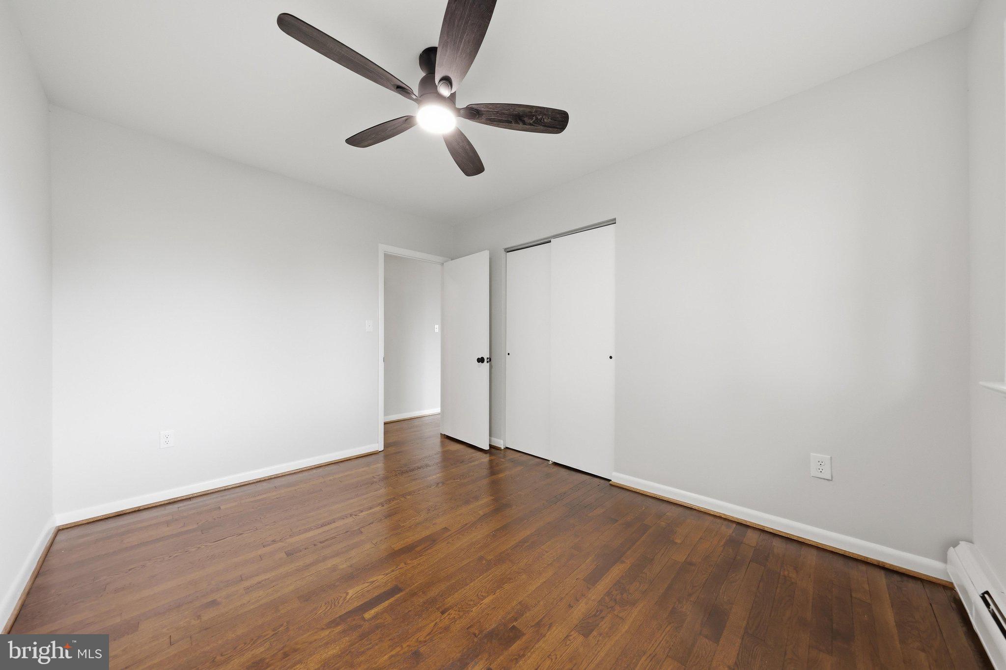 13819 Broadfording Church Road Hagerstown, MD 21740 - Photo 19 of 39 Bedroom 3