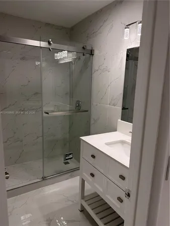$3,200 | 7380 Cleveland Street, Unit 7380, Hollywood, FL 33024