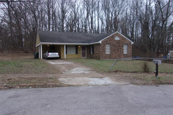 $127,800 | 3516 Suzanne Drive, Memphis, TN 38127