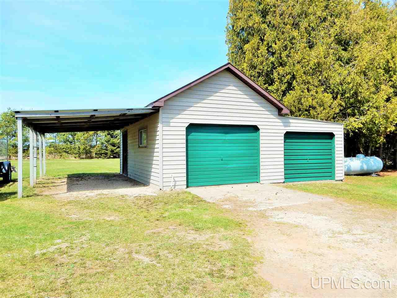 6563 .25 Road Garden, MI 49835 - Photo 7 of 30