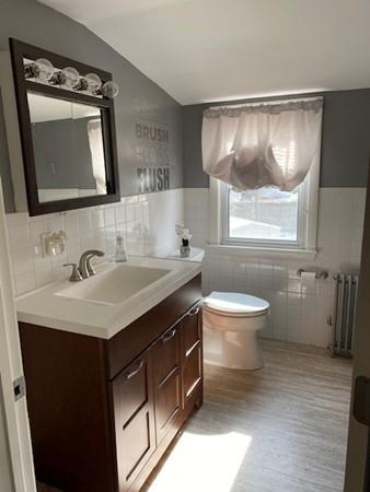 22 Hartford Road Worcester, MA 01606 - Photo 13 of 19 Gallery Image 13