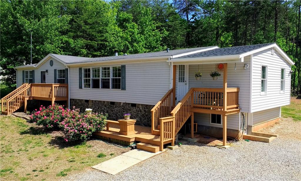 4687 Rocking Horse Road Maiden, NC 28650 - Photo 2 of 23 Gallery Image 2