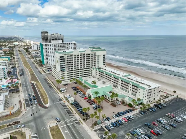 $79,000 | 2700 North Atlantic Avenue, Unit 914, Daytona Beach, FL 32118