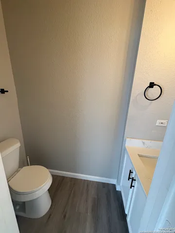 $2,350 | 8110 Stagwood Hill, San Antonio, TX 78254