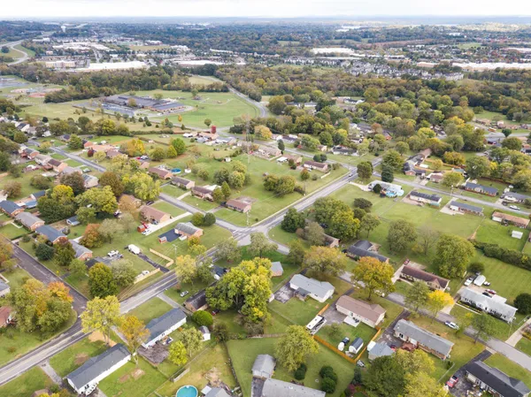 $2,200 | 202 Raindrop Lane, Hendersonville, TN 37075