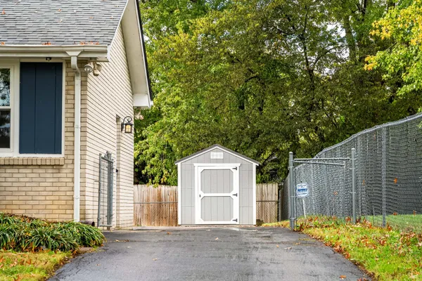 $2,200 | 202 Raindrop Lane, Hendersonville, TN 37075