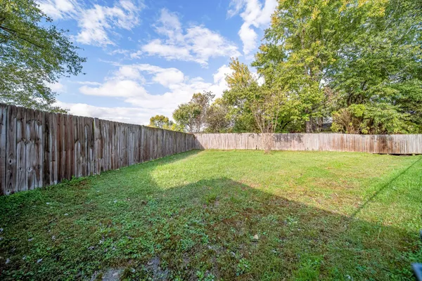 $2,200 | 202 Raindrop Lane, Hendersonville, TN 37075