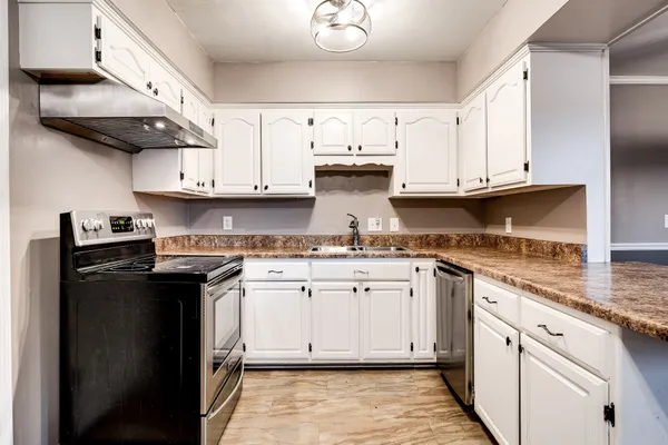 $2,200 | 202 Raindrop Lane, Hendersonville, TN 37075
