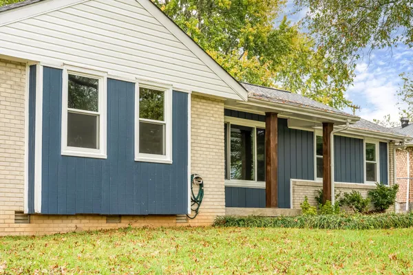 $2,200 | 202 Raindrop Lane, Hendersonville, TN 37075